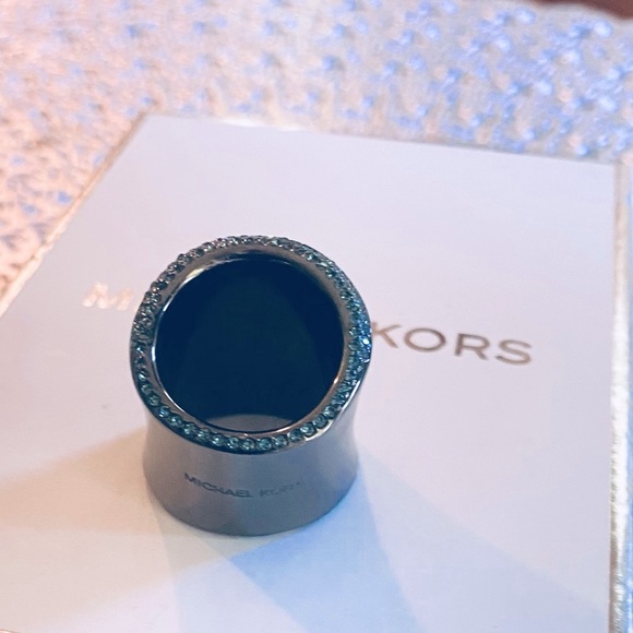 Michael Kors Hematite & Turquoise Blue Barrel Ring - Picture 4 of 15